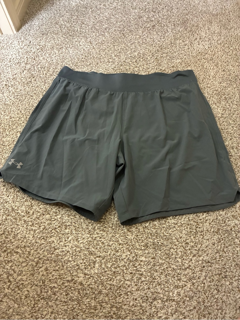 Under Armour Men’s XXL shorts